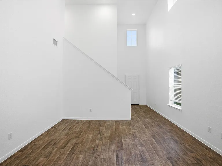 3009 Tilmon Ln — Photo 10