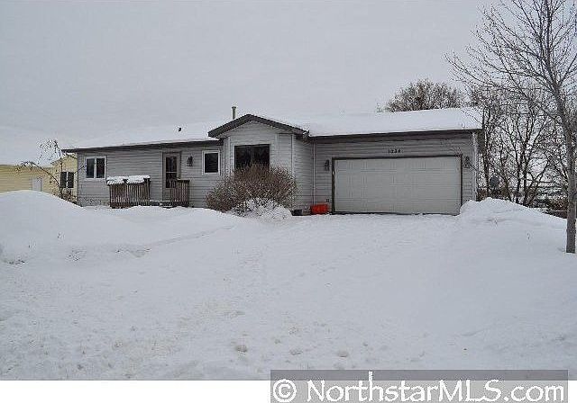 1st image of 1034 11th Ave E