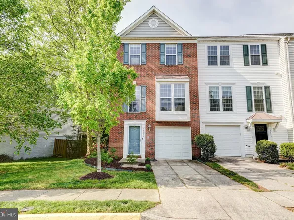 45601 Iron Horse Ter, Sterling, VA 20166