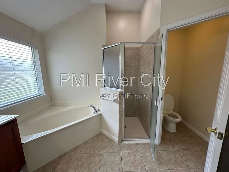 533 Alice Cove Ct — Photo 18