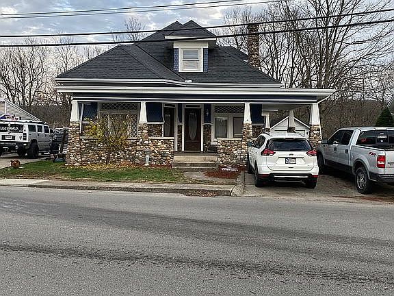 5th image of 1160 Fairfield Ave