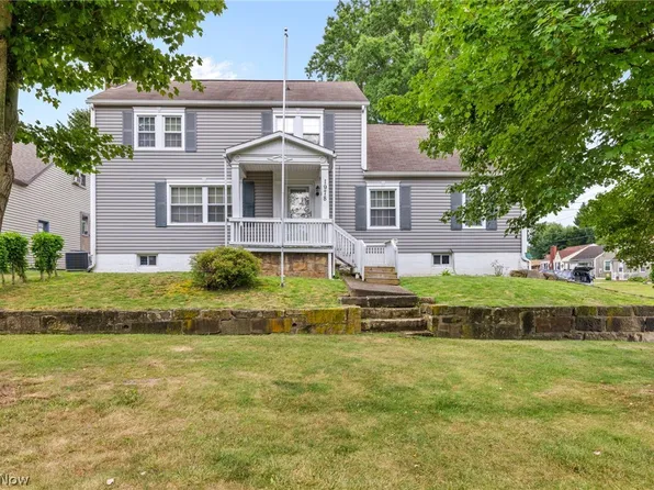 1978 Lisbon St, East Liverpool, OH 43920