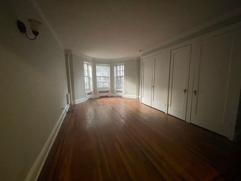 2nd image of 65 8th Ave APT 1A