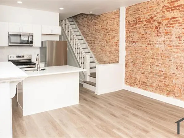 2114 S Simpson St, Philadelphia, PA 19142