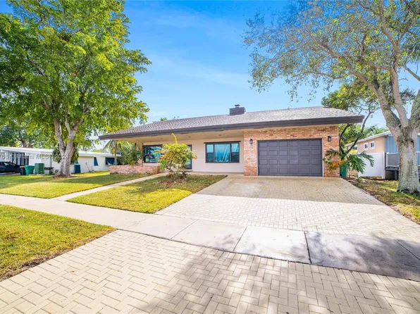 614 NE 3rd St, Dania Beach, FL 33004