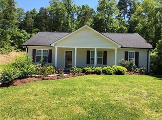 1046 Arrowhead Dr SE, Concord, NC 28025