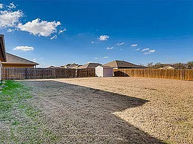 415 Camellia Dr — Photo 7