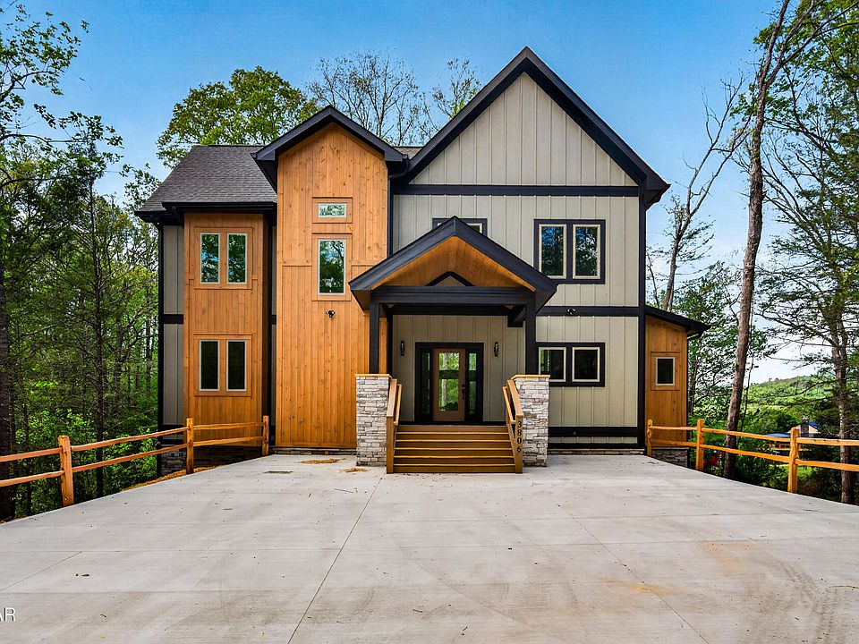 1st image of 3806 Revetta Cir
