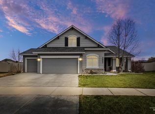 5884 W Durning Dr, Eagle, ID 83616