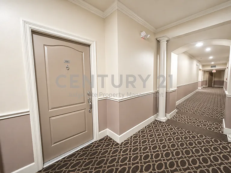 3400 Welborn St #406 — Photo 18