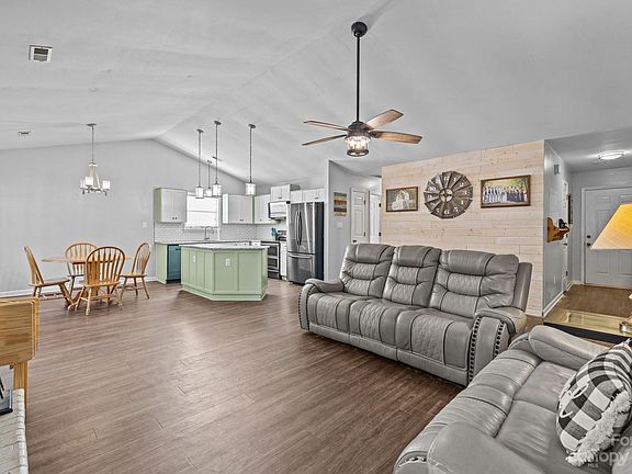 4th image of 7189 Brookridge Dr