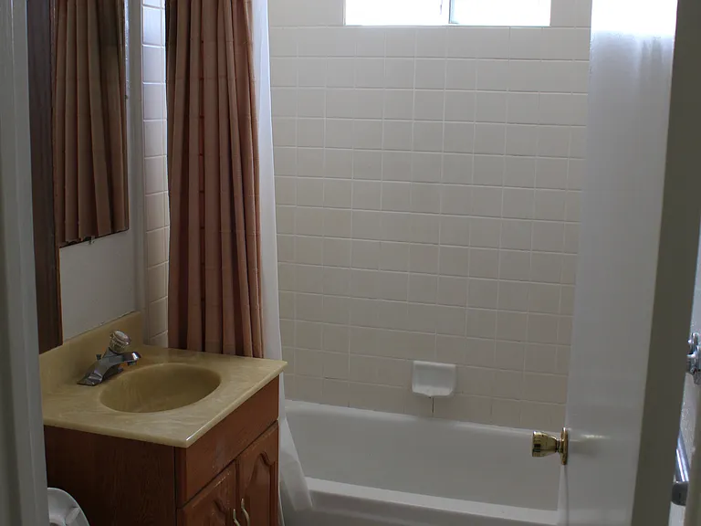1030 Colorado Ave — Photo 8