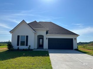 26348 Spanish Moss Dr, Daphne, AL 36526