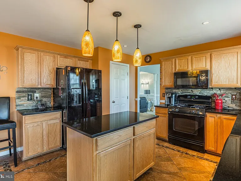 16397 Topsail Ln — Photo 11
