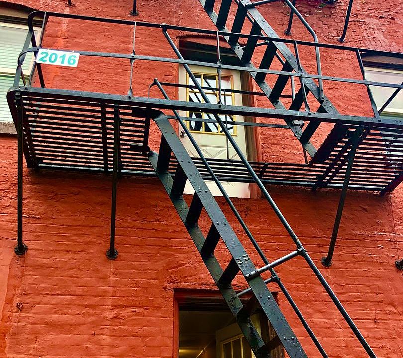 Building Photo 5