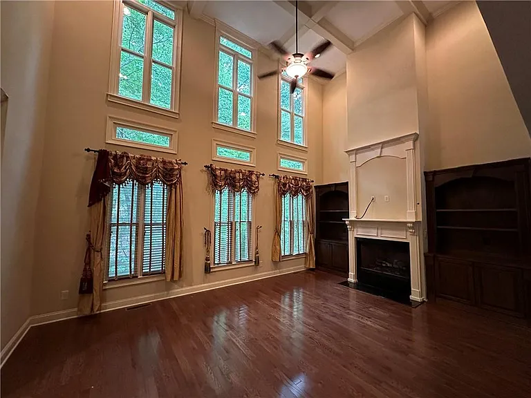 510 Lake Medlock Dr — Photo 23
