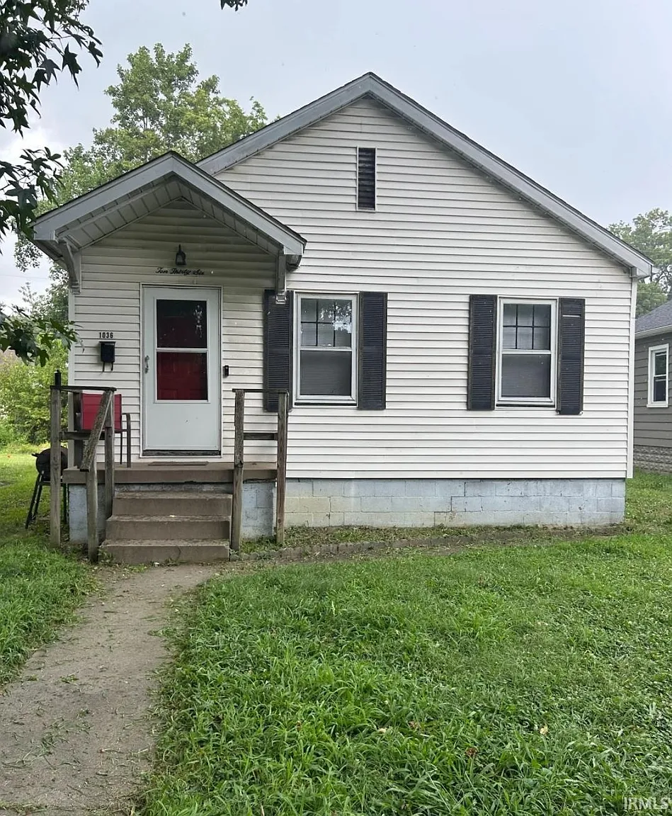 1036 Covert Ave photo 1