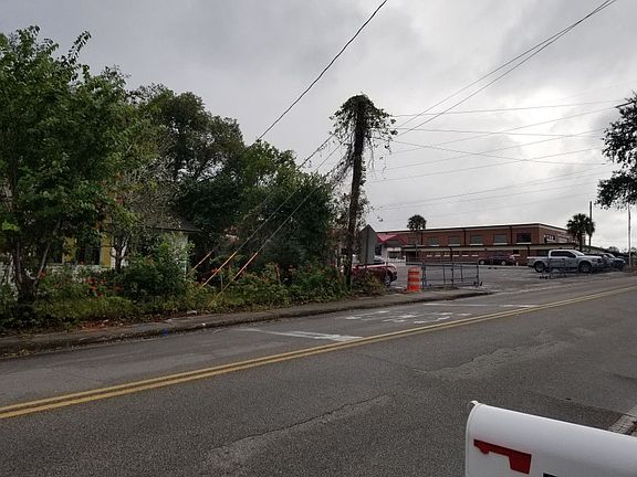 2nd image of 1205 Moseley Ave