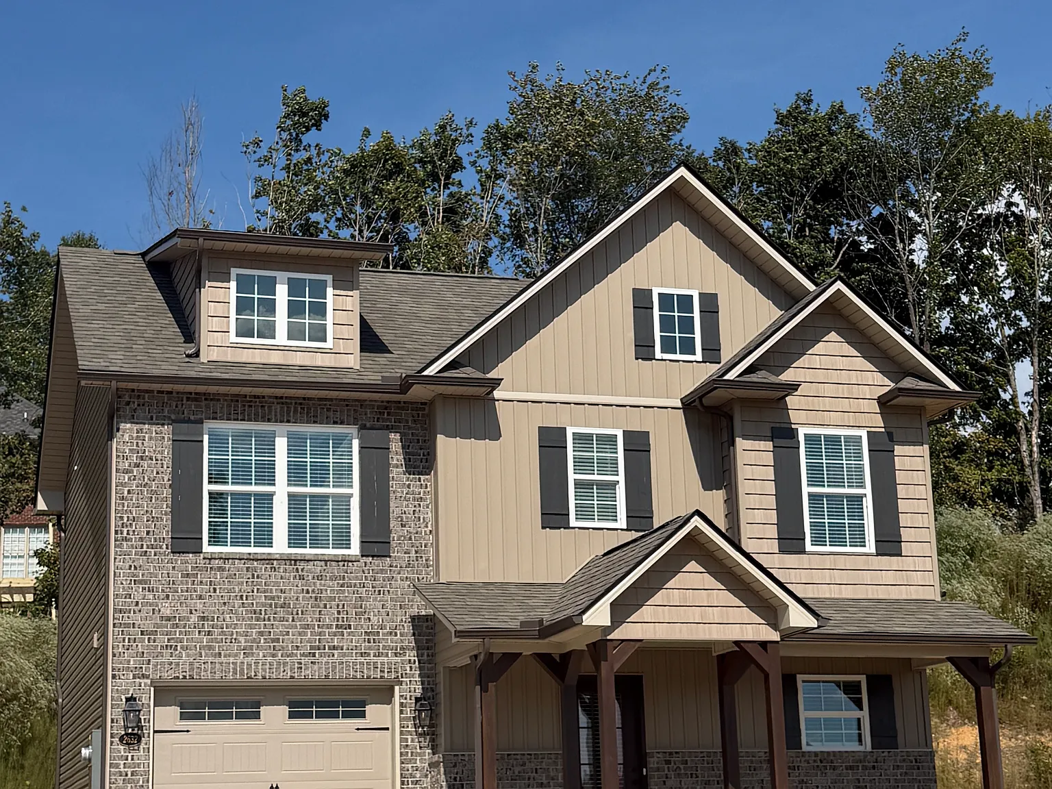 3 bed, 2.5 bath, 1510 sqft, $2,050 — Photo 2