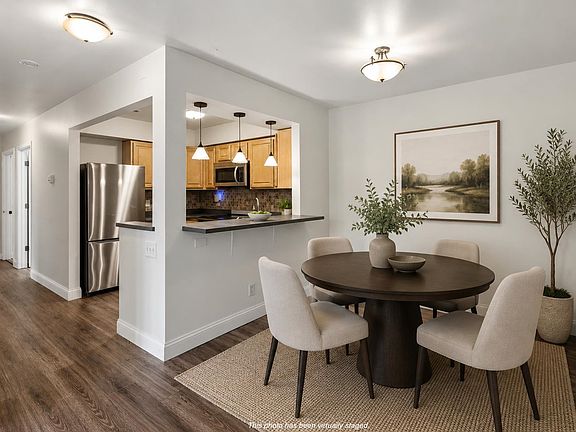 4th image of 2233 Luann Ln APT 5