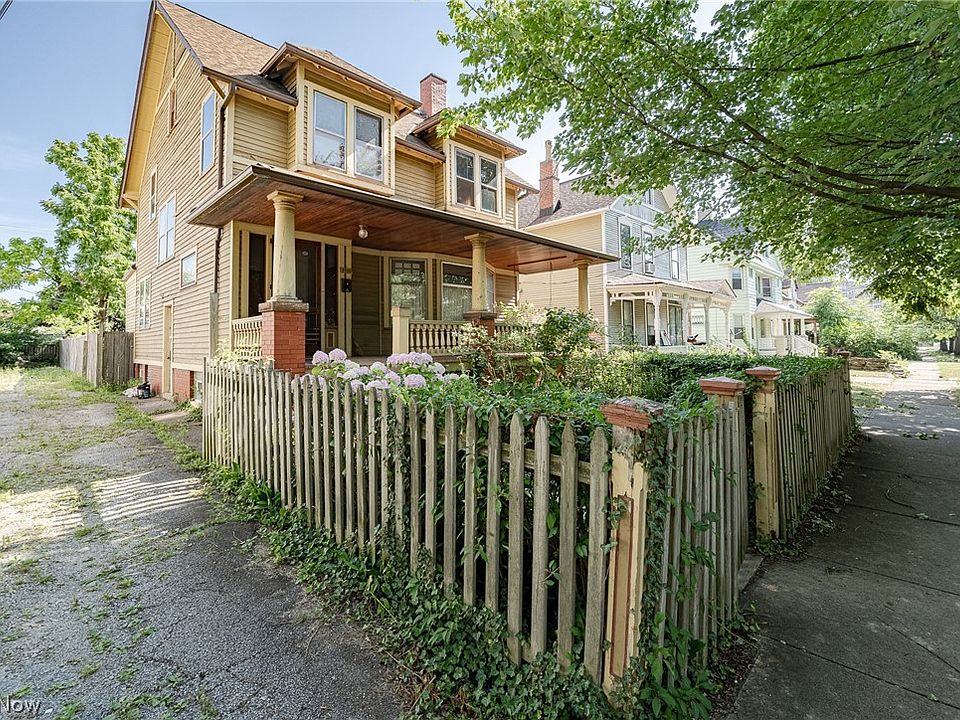 1st image of 2910 Woodbridge Ave