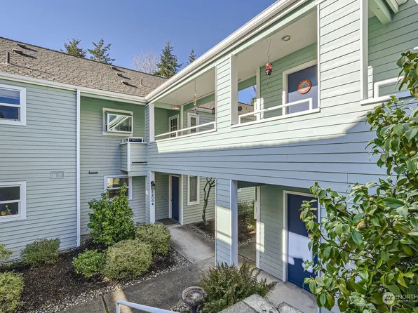 22004 SE 40th Lane, Issaquah, WA 98029