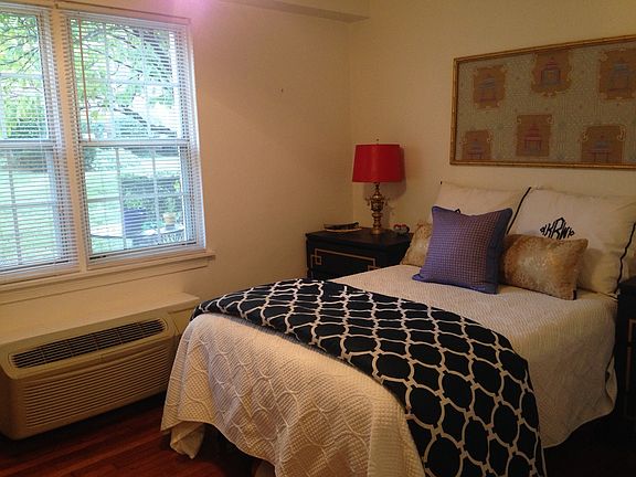 5th image of 111 E Glebe Road # A Fl 1ST