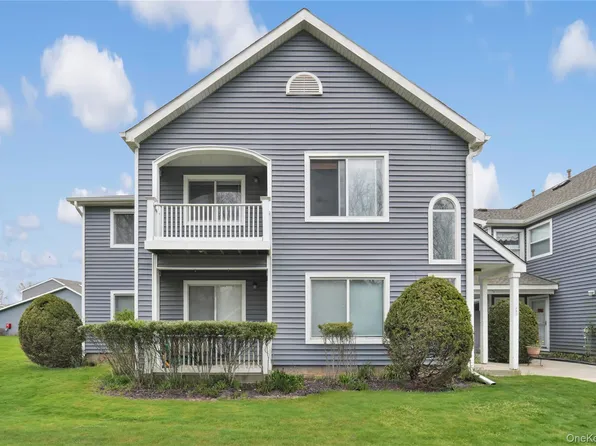 780 Birchwood Park Drive, Middle Island, NY 11953