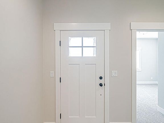 4th image of 532 Zions St