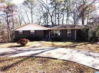 441 Porter Crest Rd, Graysville, AL 35073