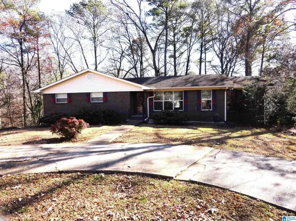 441 Porter Crest Rd, Graysville, AL 35073