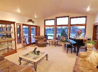 21 E Island Lake Ct, Shelton, WA 98584