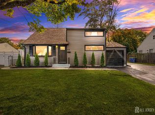 435 Warfield Rd, North Plainfield, NJ 07063