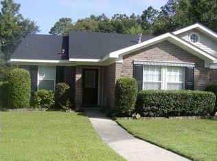 6808 Autumn Ridge Dr, Mobile, AL 36695
