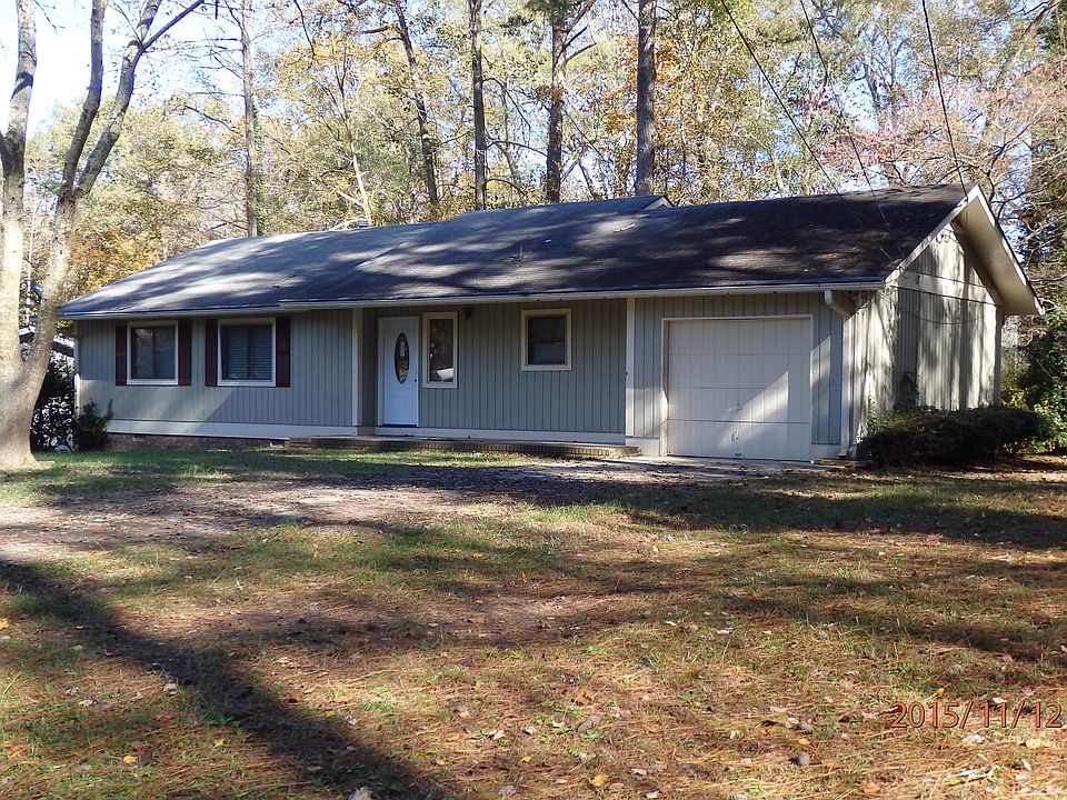 Gorgeous home at the end of a quiet street.