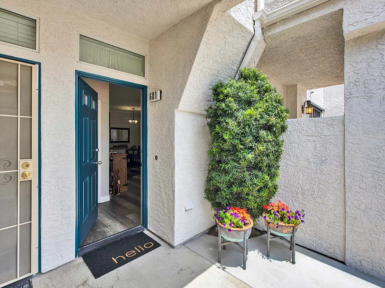 13133 Le Parc #601 — Photo 3