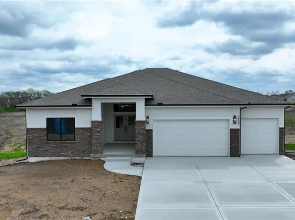 10503 N Liberty St, Kansas City, MO 64155