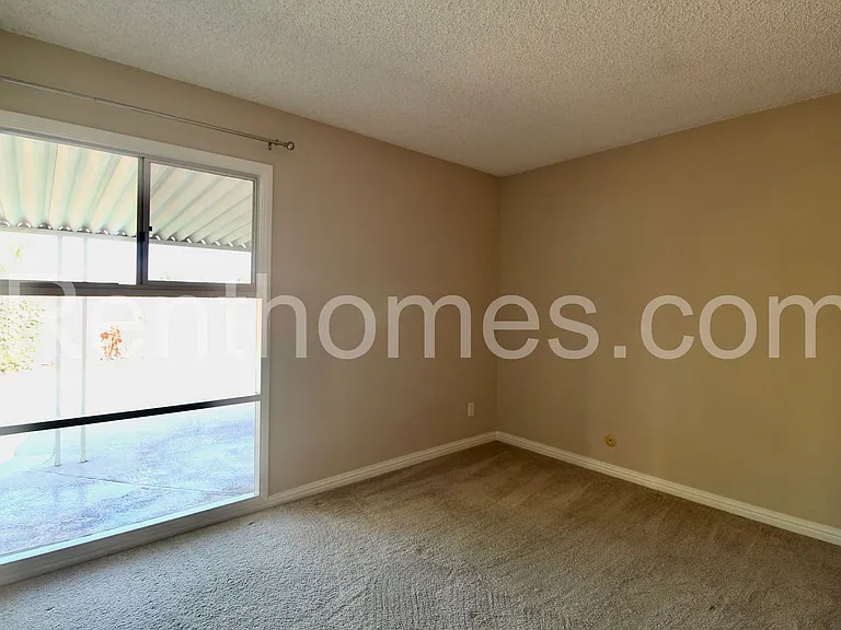2029 Goshawk St — Photo 16