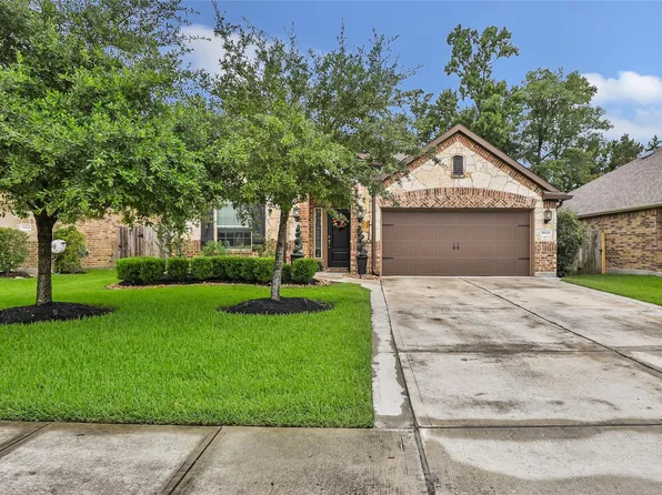 18828 Laurel Hills Dr, New Caney, TX 77357
