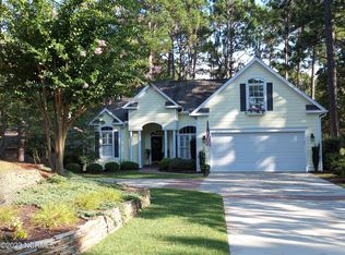 169 Hunter Trl, Southern Pines, NC 28387