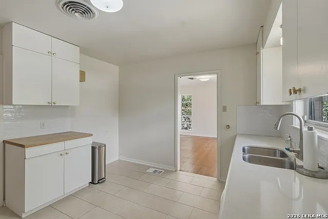 3 bed, 2.0 bath, 1620 sqft, $2,650 — Photo 2