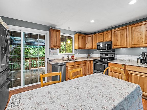 5th image of 7900 NE Seawind Ave