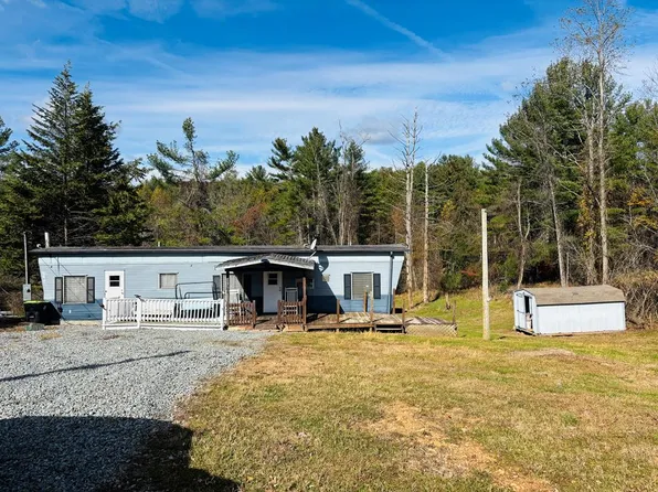 1198 Tower Rd, Galax, VA 24333