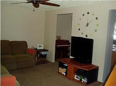 4th image of 2174 Jade St