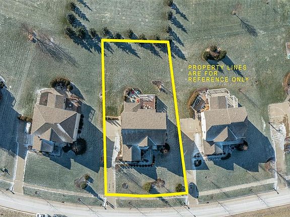 3rd image of 635 Joseph Dr