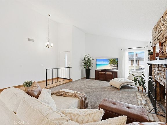 5th image of 18052 Amargoso St