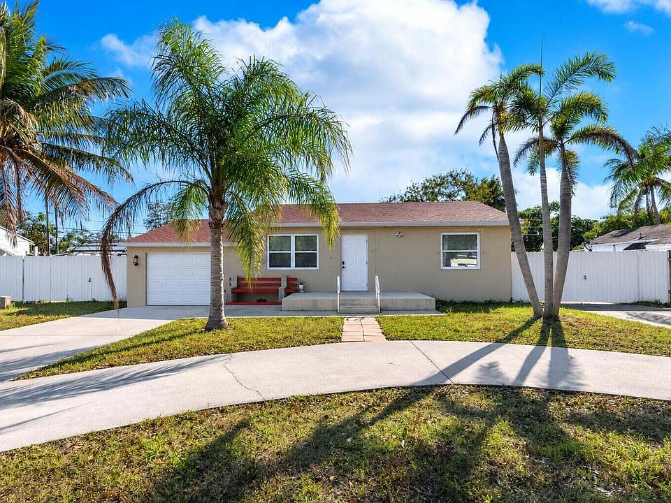 1st image of 3914 SERUBI Avenue