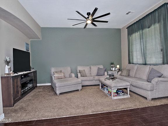 5th image of 839 W SAGUARO Lane