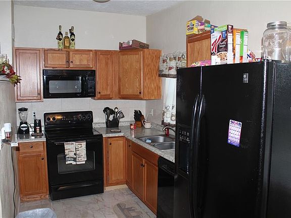 4th image of 1007 Jamela Dr