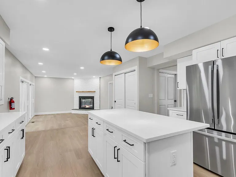 633 Eltone Rd — Photo 12